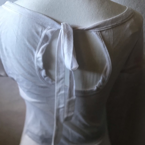 beautiful edge t-shirt size S white color with beautiful design - Picture 8 of 9